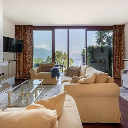 Lake&library With Pool And Tennis Court Apartment *