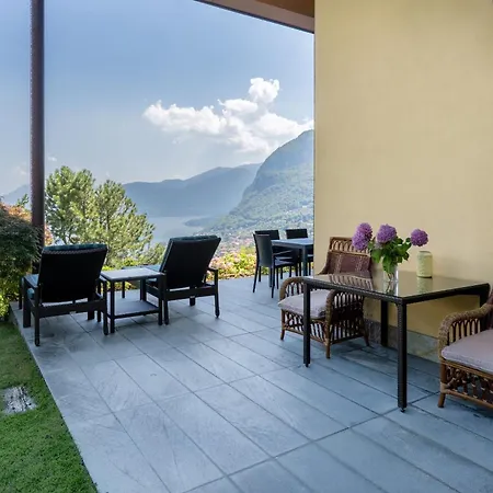 Lake&library With Pool And Tennis Court Apartment Menaggio